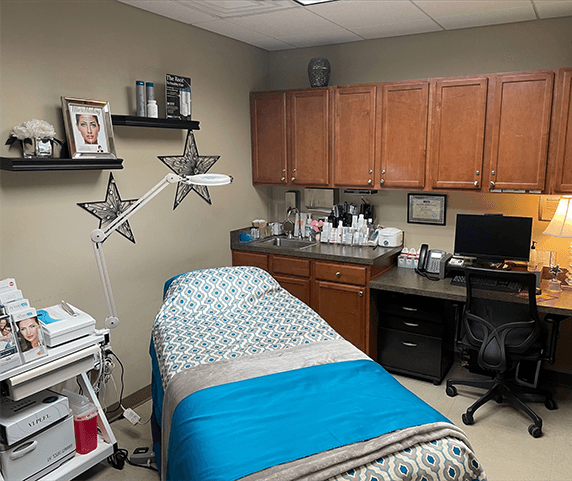 Advanced Dermatology And Cosmetic Surgery