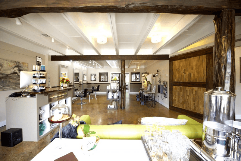 R & S Salon Studios